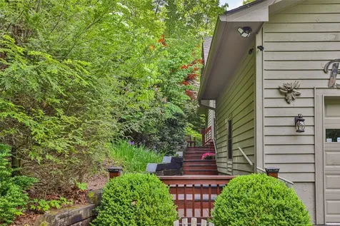 892 Buckberry Sapphire NC 28774