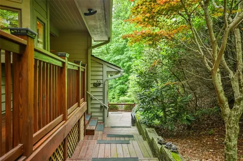 892 Buckberry Sapphire NC 28774