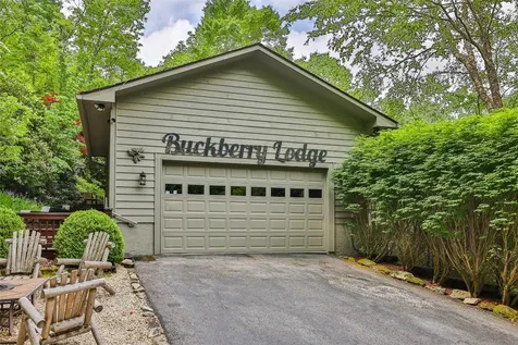 892 Buckberry Sapphire NC 28774