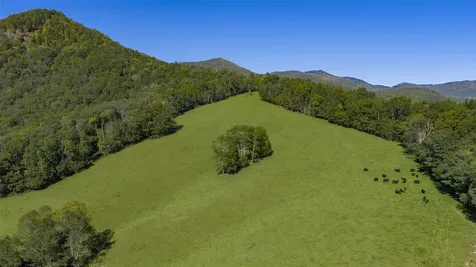 2787 Charleys Creek Road Tuckasegee NC 28783