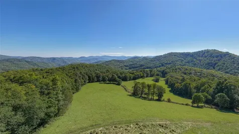 2787 Charleys Creek Road Tuckasegee NC 28783