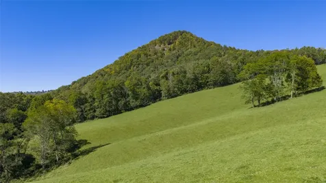 2787 Charleys Creek Road Tuckasegee NC 28783