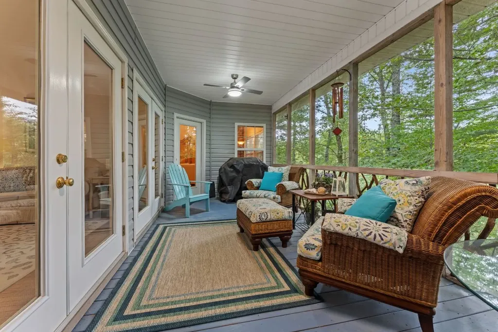 217 Crestwood Road Cashiers NC 28717