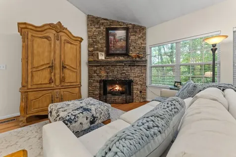 217 Crestwood Road Cashiers NC 28717