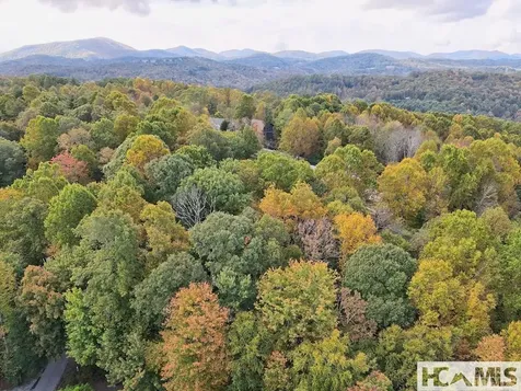 228 Audubon Trail Cashiers NC 28717