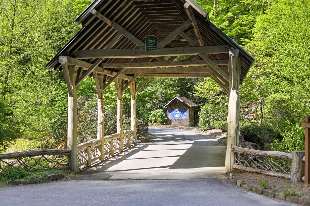 31 Waterdance Drive Cullowhee NC 28723