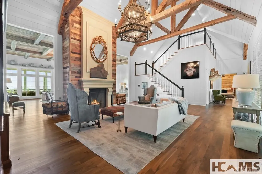 2808 Big Sheepcliff Road Cashiers NC 28717