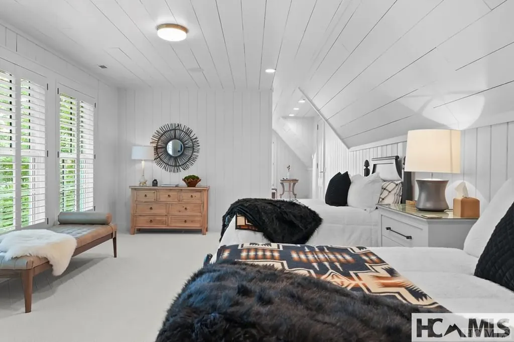 2808 Big Sheepcliff Road Cashiers NC 28717