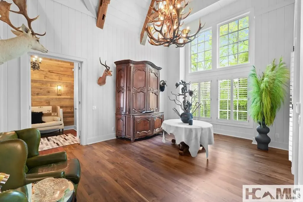 2808 Big Sheepcliff Road Cashiers NC 28717