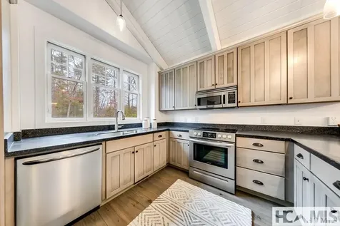 15 Elk Cove Road Cashiers NC 28717