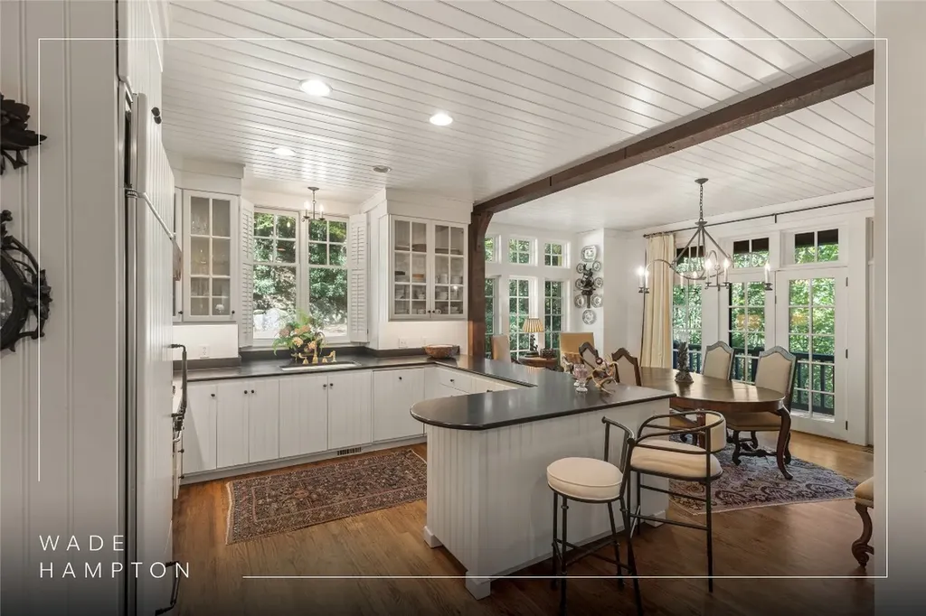 951 Cherokee Trace Cashiers NC 28717