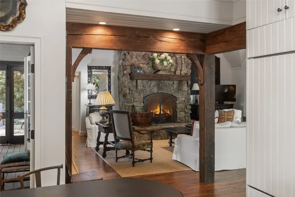 951 Cherokee Trace Cashiers NC 28717