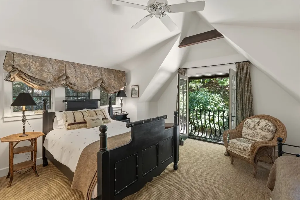 951 Cherokee Trace Cashiers NC 28717