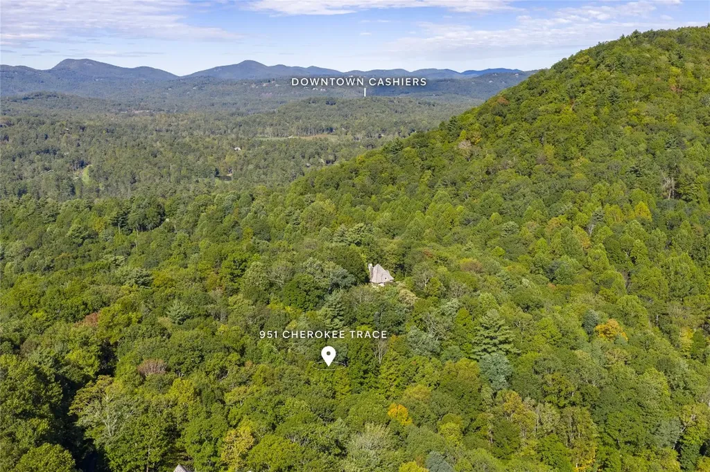 951 Cherokee Trace Cashiers NC 28717