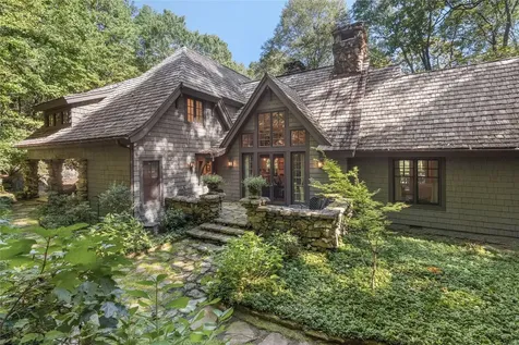 951 Cherokee Trace Cashiers NC 28717