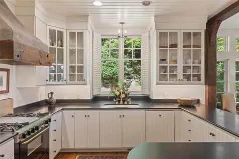 951 Cherokee Trace Cashiers NC 28717