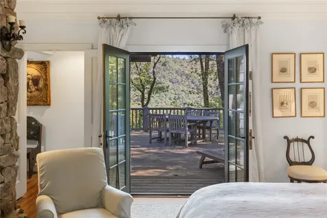 951 Cherokee Trace Cashiers NC 28717