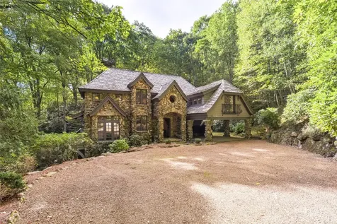 951 Cherokee Trace Cashiers NC 28717