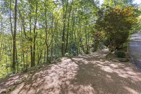 951 Cherokee Trace Cashiers NC 28717