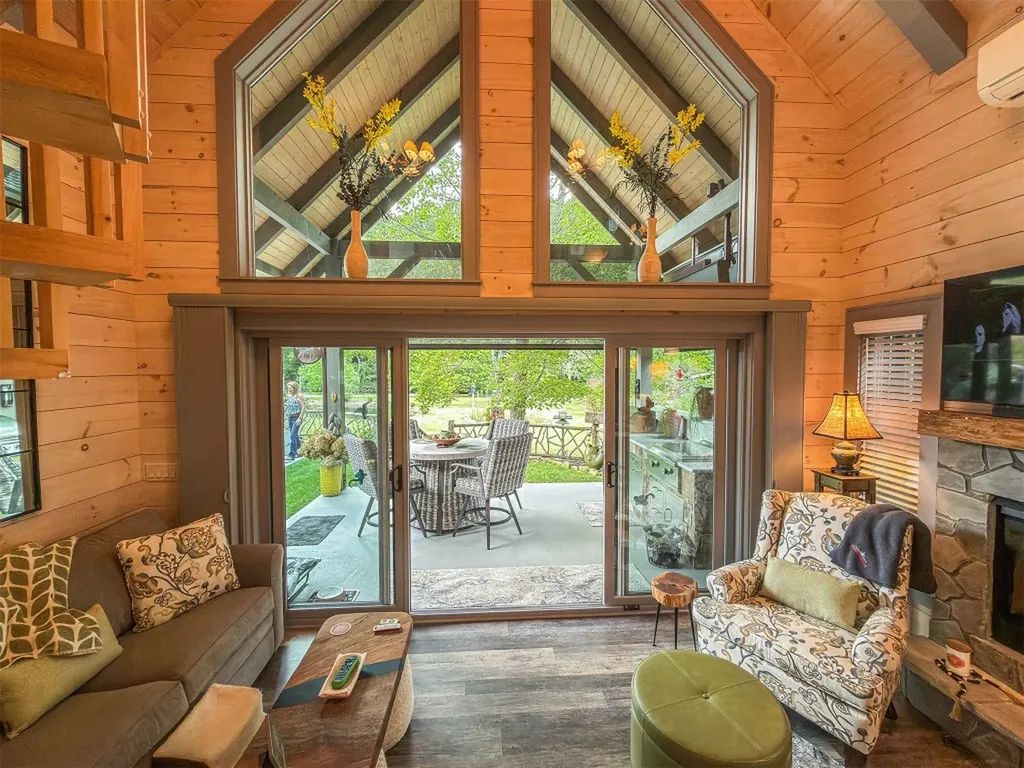 111 Wildflower Road Scaly Mountain NC 28775