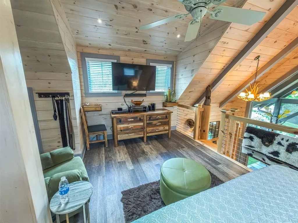 111 Wildflower Road Scaly Mountain NC 28775