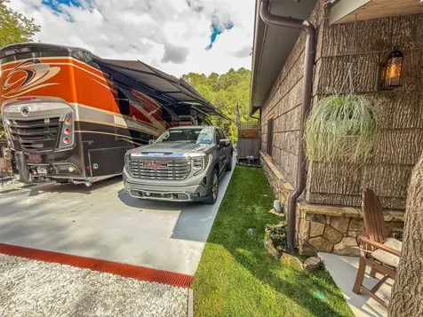 111 Wildflower Road Scaly Mountain NC 28775