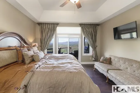 129 Skyline Park Drive Franklin NC 28734