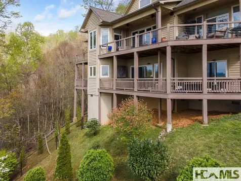 129 Skyline Park Drive Franklin NC 28734