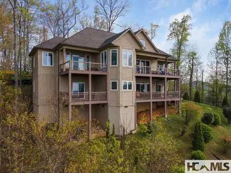 129 Skyline Park Drive Franklin NC 28734