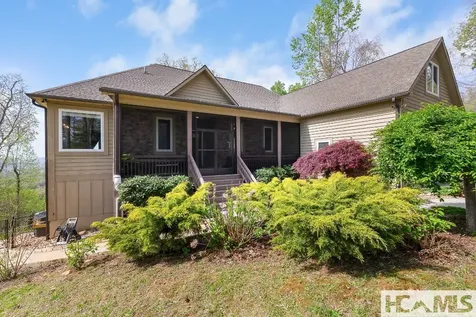 129 Skyline Park Drive Franklin NC 28734