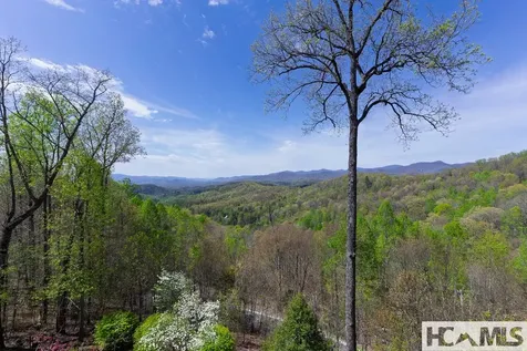 129 Skyline Park Drive Franklin NC 28734