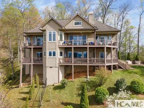 129 Skyline Park Drive Franklin NC 28734