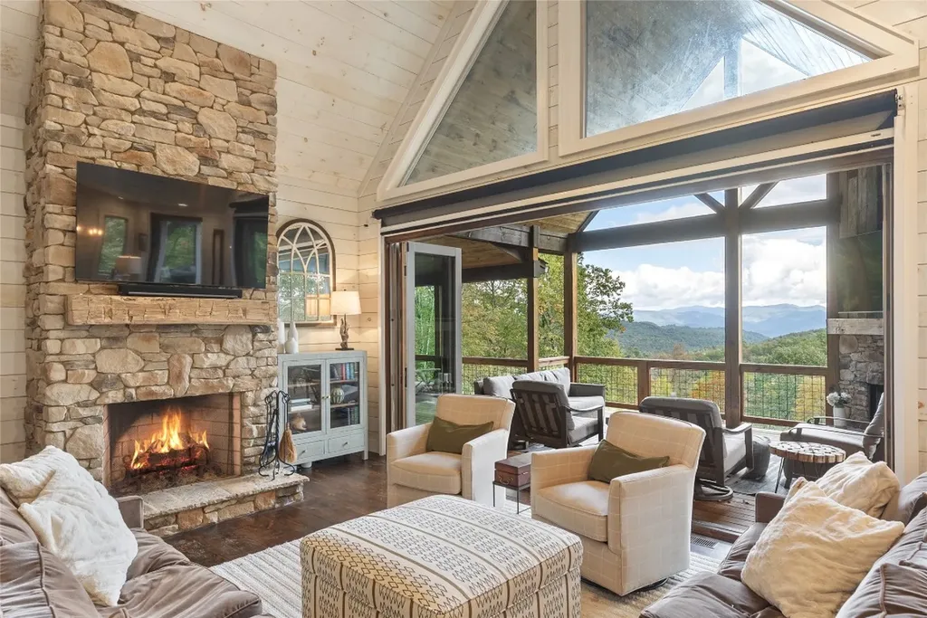 114 Settler's Rest Road Glenville NC 28736