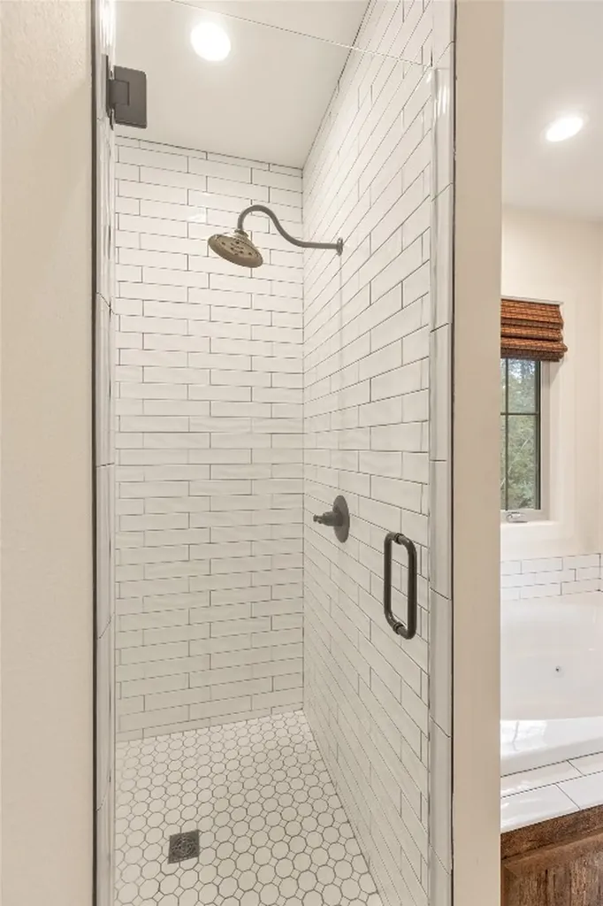 114 Settler's Rest Road Glenville NC 28736