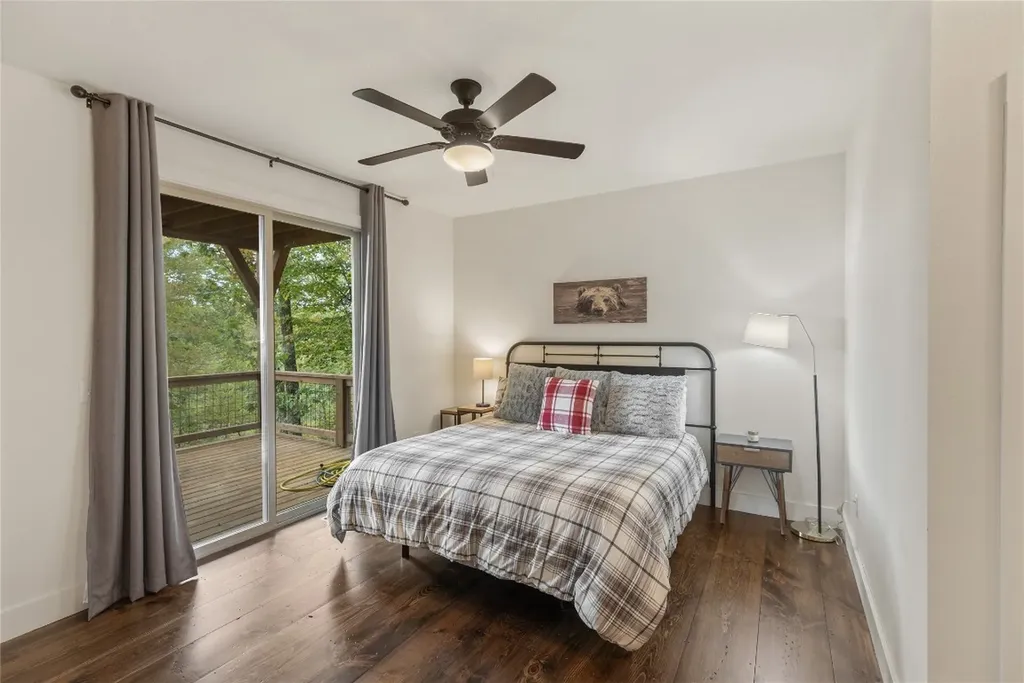 114 Settler's Rest Road Glenville NC 28736