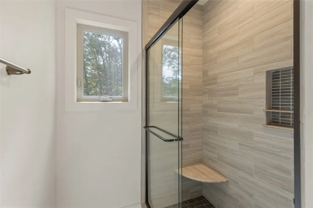 114 Settler's Rest Road Glenville NC 28736