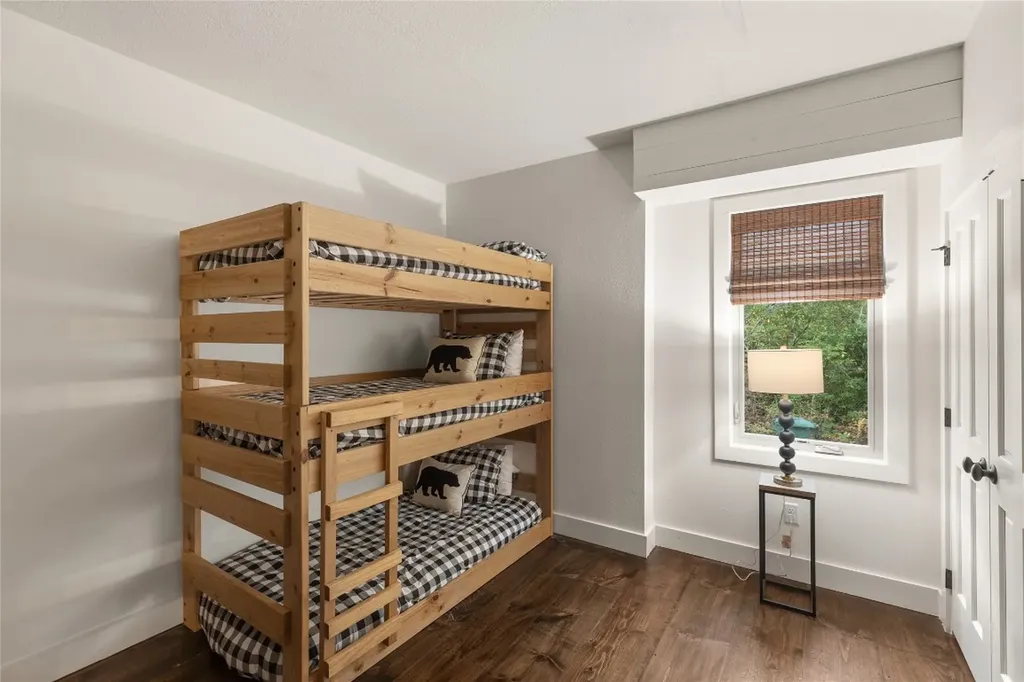 114 Settler's Rest Road Glenville NC 28736