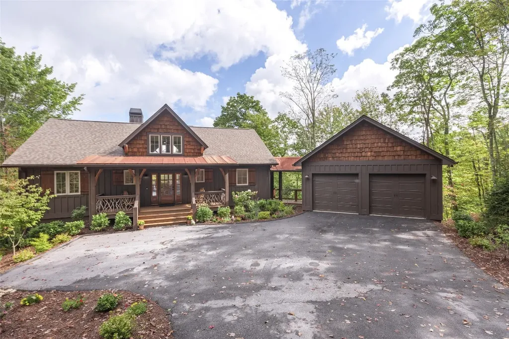 114 Settler's Rest Road Glenville NC 28736