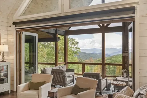 114 Settler's Rest Road Glenville NC 28736