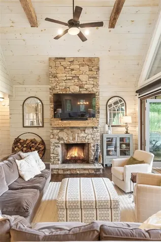 114 Settler's Rest Road Glenville NC 28736