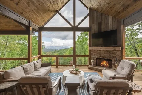 114 Settler's Rest Road Glenville NC 28736