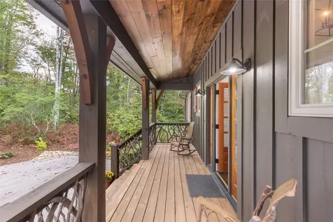 114 Settler's Rest Road Glenville NC 28736