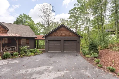 114 Settler's Rest Road Glenville NC 28736