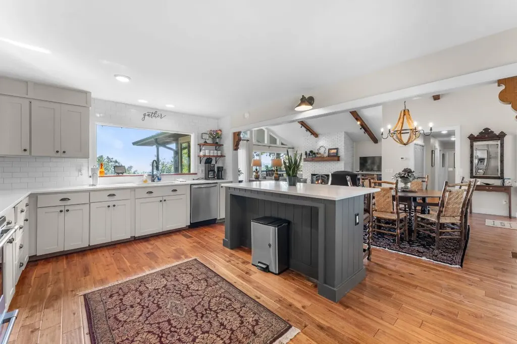 265 Cardwell Eaton Road Highlands NC 28741