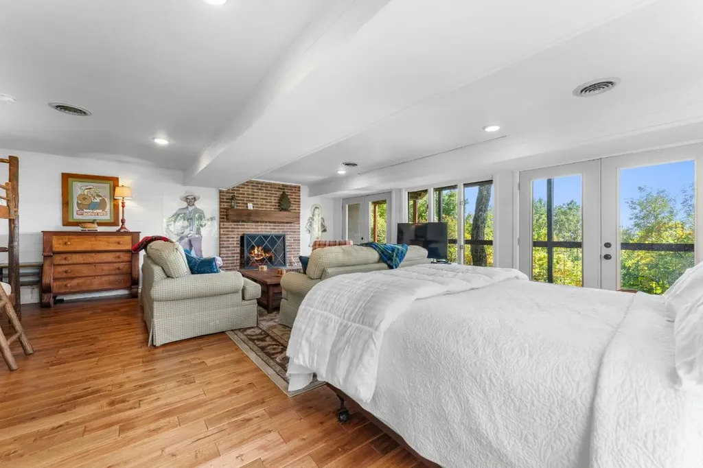 265 Cardwell Eaton Road Highlands NC 28741