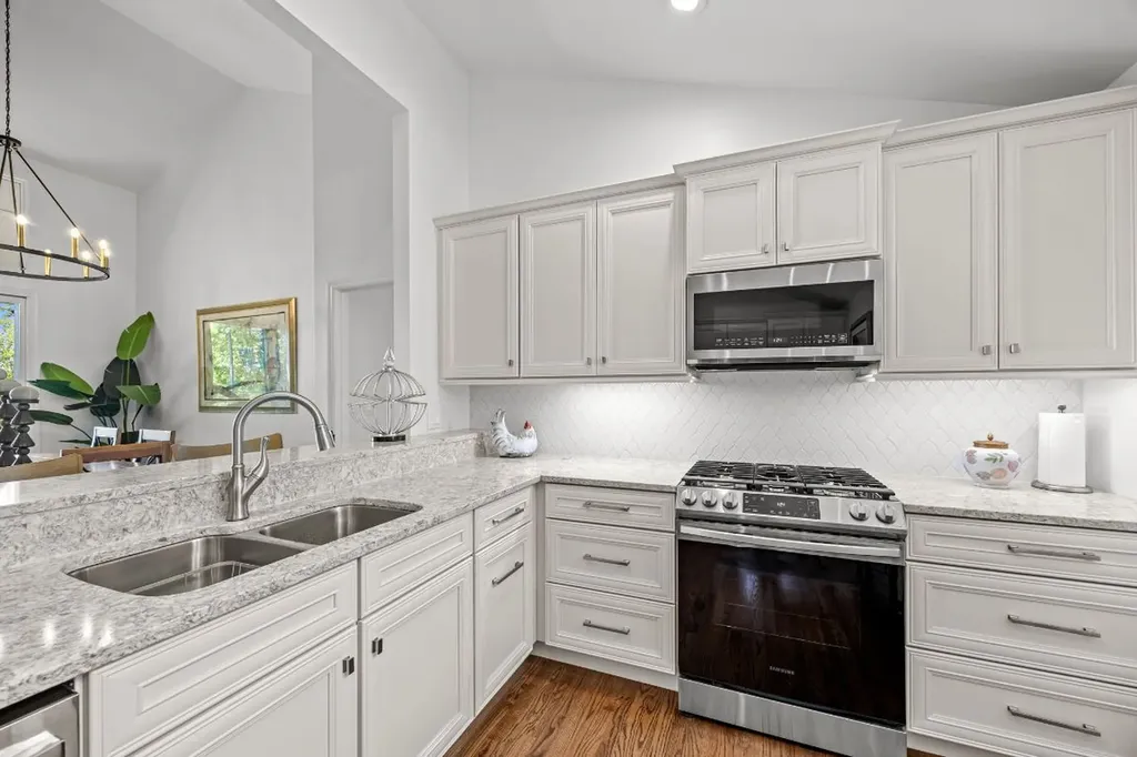 294 Club Colony Lane Lake Toxaway NC 28747