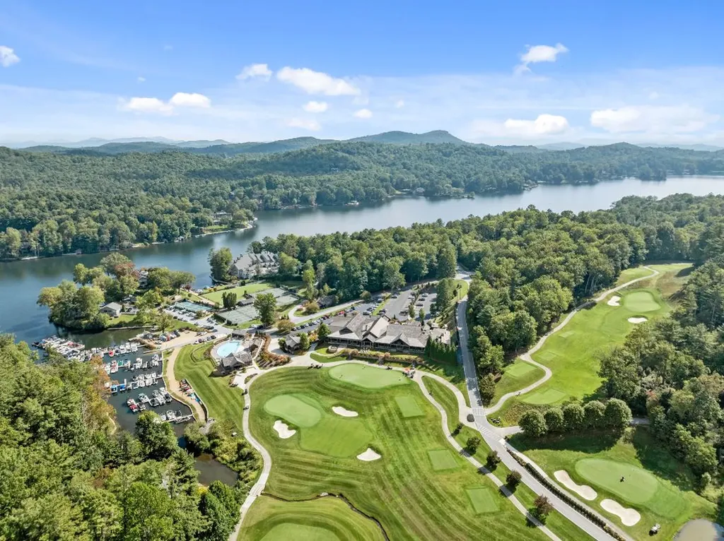 294 Club Colony Lane Lake Toxaway NC 28747