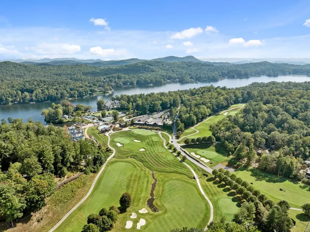 294 Club Colony Lane Lake Toxaway NC 28747