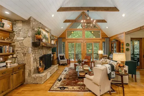 139 Foxglove Trail Cashiers NC 28717