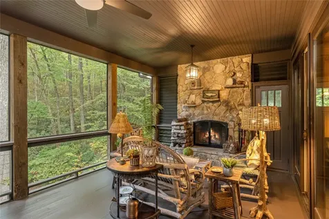 139 Foxglove Trail Cashiers NC 28717